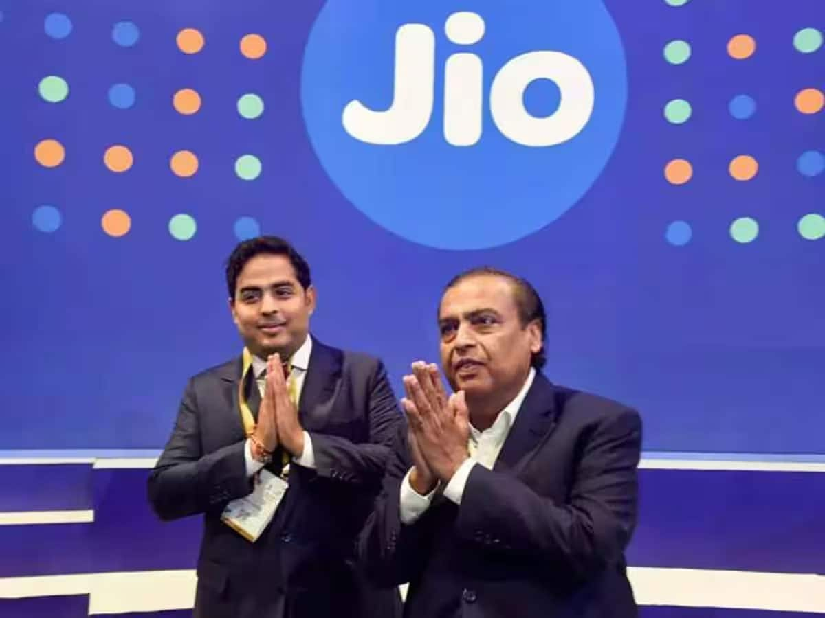 Reliance Jio: દિવાળી બાદ મુકેશ અંબાણીનો જોરદાર ધમાકો! 3 મહિના સુધી રોજ 2GB ડેટા, Free Netflix