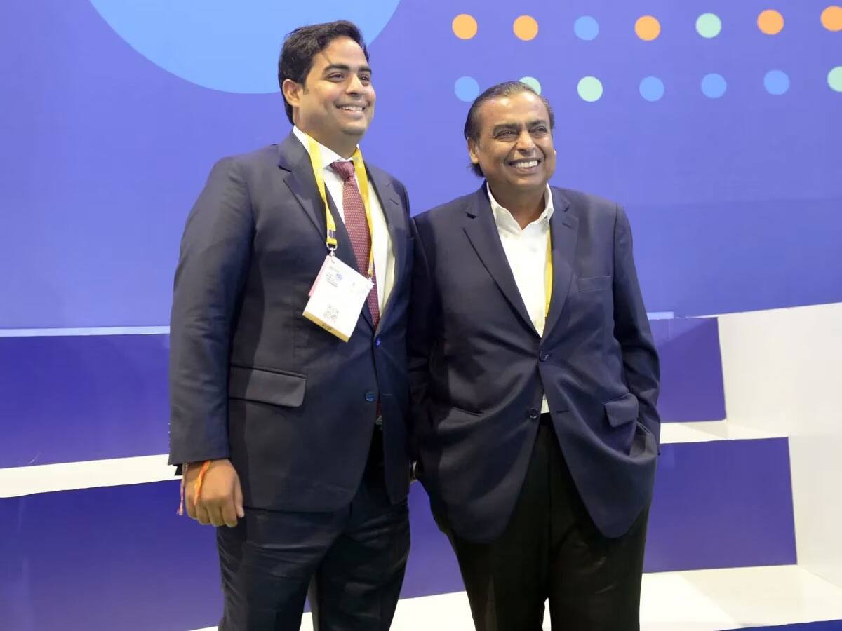 Reliance Jio: મુકેશ અંબાણીનો હડકંપ મચાવી દે તેવો પ્લાન! 28 દિવસ સુધી રોજ 2GB ડેટા અને ફ્રીમાં ઘણું બધું, કિંમત માત્ર...