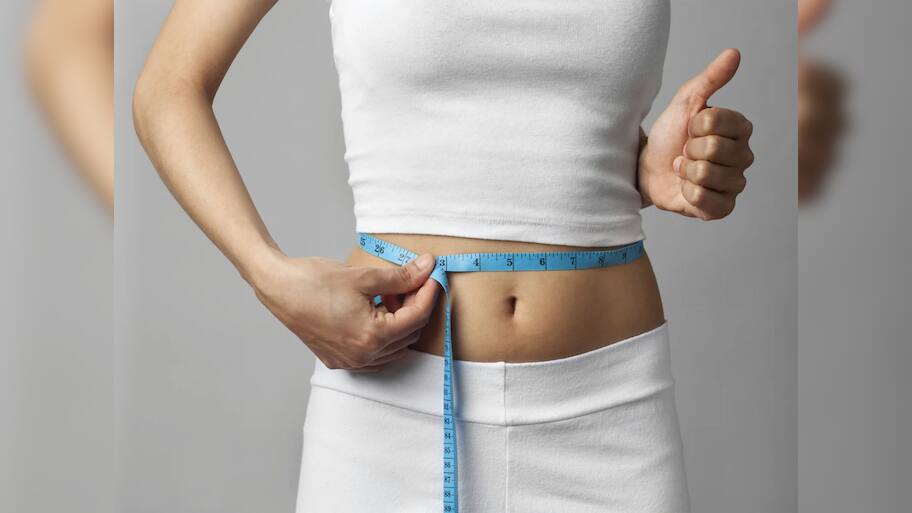 Weight Loss: આખો દિવસ ખા-ખા કરશો તો પણ દર 7 દિવસે ઘટશે 2 કિલો વજન, અપનાવો આ દેશી ડિટોક્સ ટીપ્સ