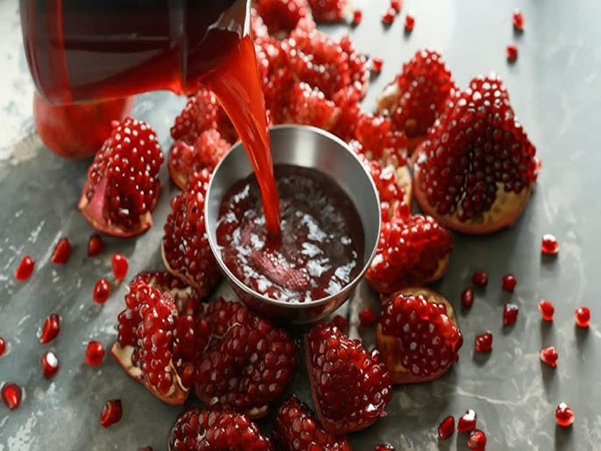 Pomegranate: દાડમના આ ફાયદા વિશે જાણી તમે પણ રોજ પીવા લાગશો દાડમનું જ્યૂસ