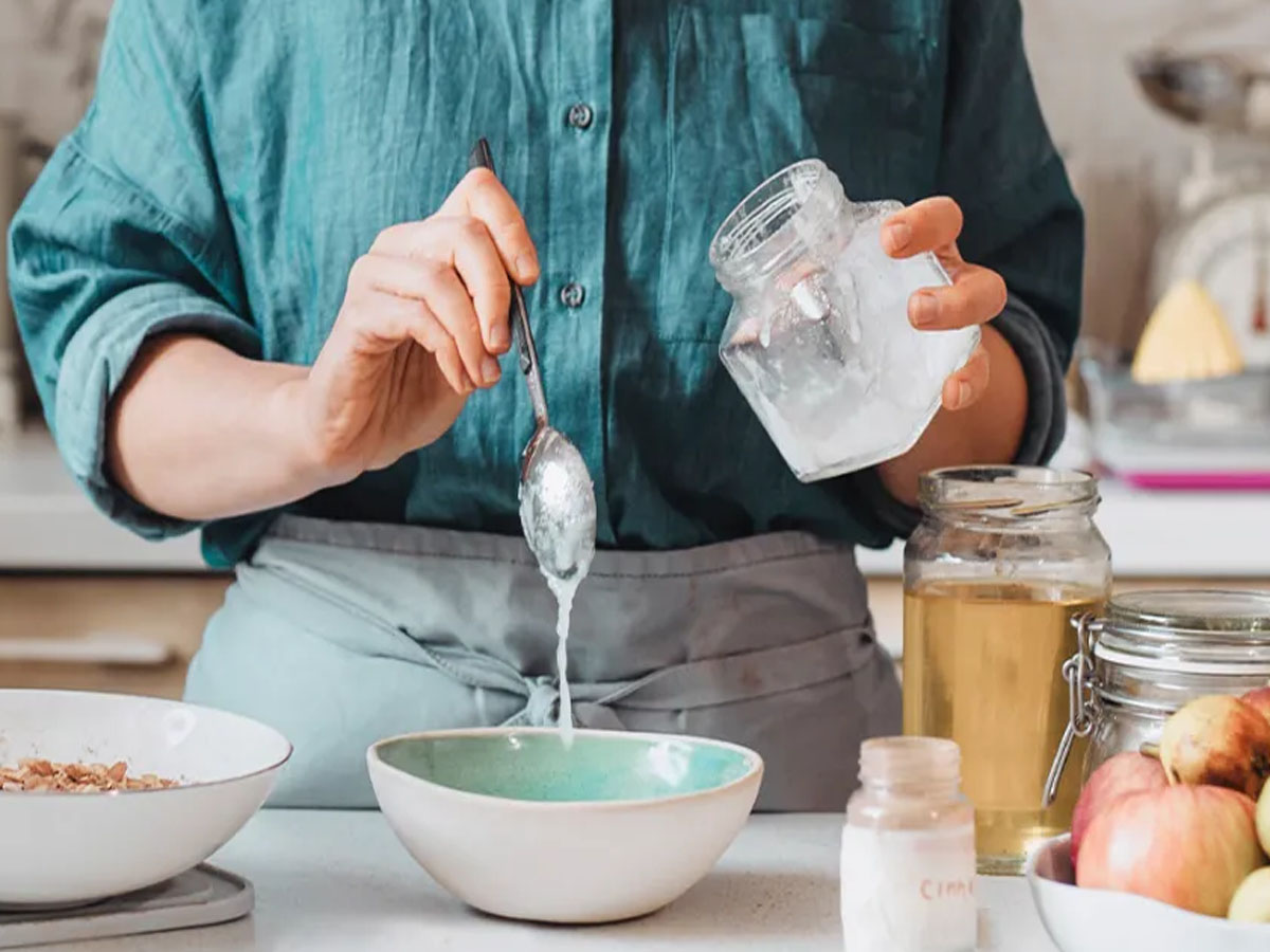 Coconut Oil: શરીરને અંદરથી ફાયદો કરે છે નાળિયેર તેલ, જાણો કયા સમયે અને કેવી રીતે સેવન કરવું