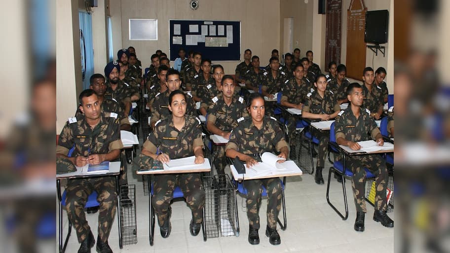 Indian Army Vacancy: ઈંડિયન આર્મીમાં નીકળી બંપર ભરતી, પગાર 2,50,000 સુધીનો, ફટાફટ જાણી લો વિગતો