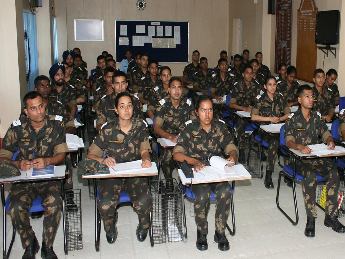 Indian Army Vacancy: ઈંડિયન આર્મીમાં નીકળી બંપર ભરતી, પગાર 2,50,000 સુધીનો, ફટાફટ જાણી લો વિગતો Indian Army Vacancy: ઈંડિયન આર્મીમાં નીકળી બંપર ભરતી, પગાર 2,50,000 સુધીનો, ફટાફટ જાણી લો વિગતો