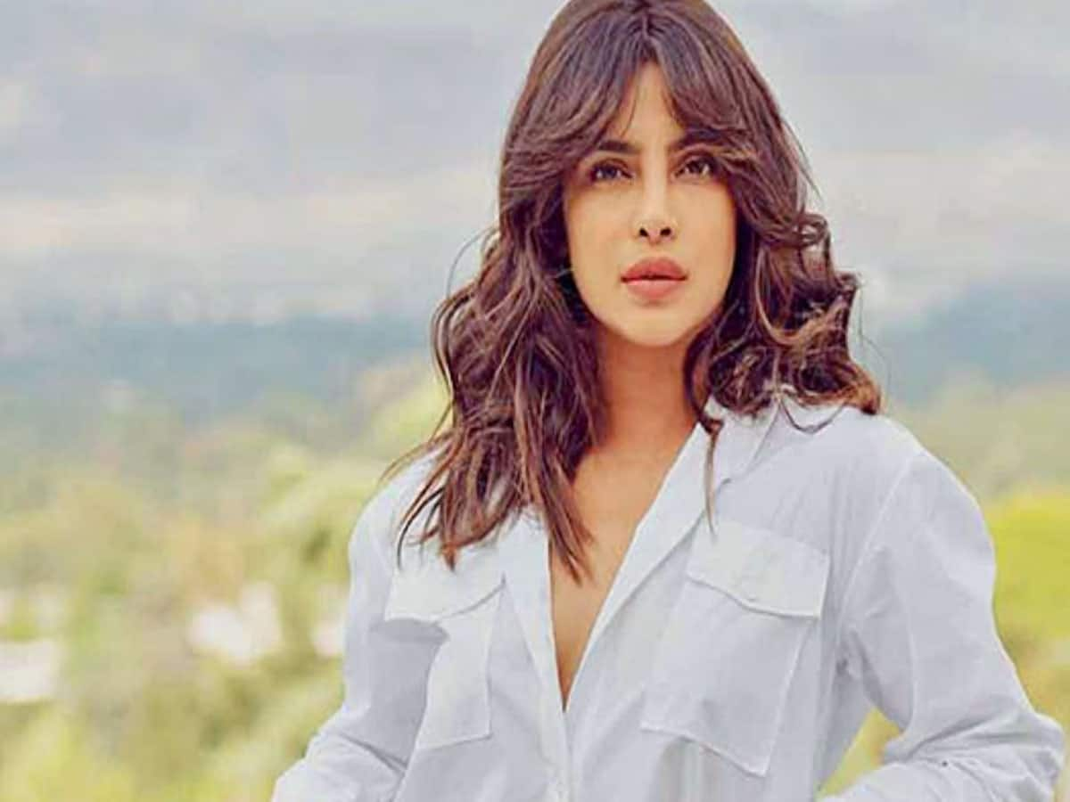 Priyanka Chopra:'પેન્ટી દેખાડીશ તો જ....' 19 વર્ષની પ્રિયંકા ચોપડાને ડાયરેક્ટરે કરાવ્યો ખરાબ અનુભવ, આજ સુધી અભિનેત્રી નથી ભુલી તે ઘટના