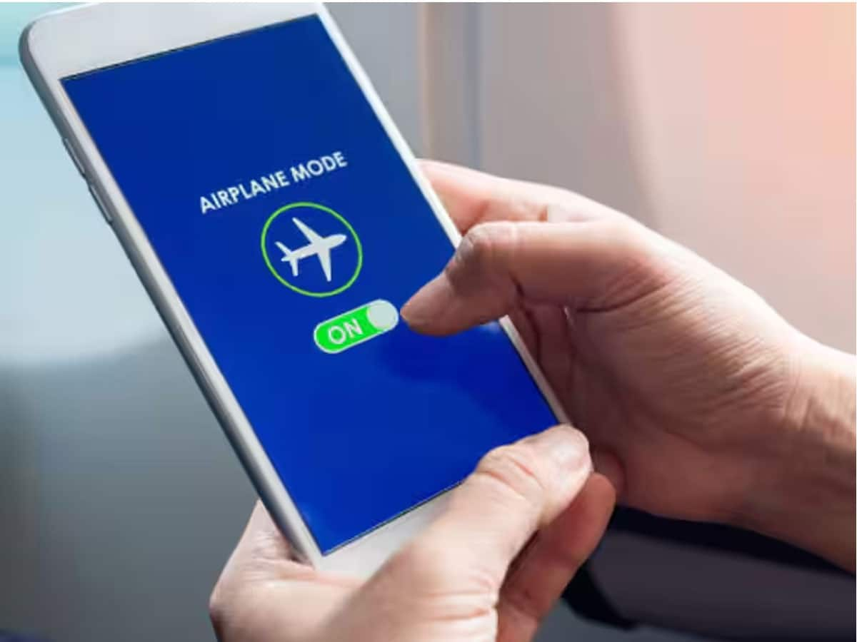 મોબાઈલમાં Airplane Mode કેમ હોય છે? 90 ટકા તો છોડો, 9 ટકા લોકો પણ નથી જાણતા આ