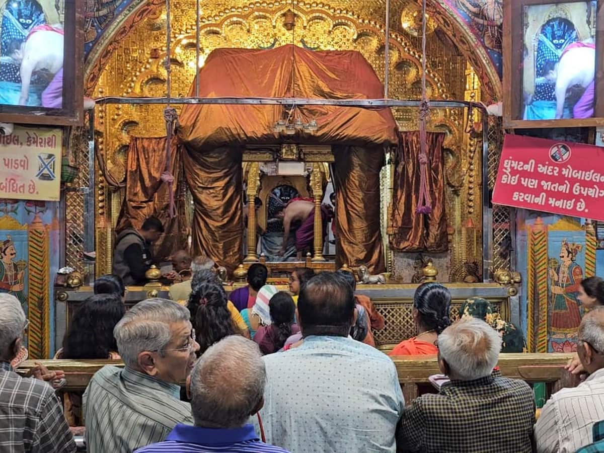 હોળી પહેલા મોટા સમાચાર, ડાકોર મંદિરમાં ભક્તો માટે વધારી દેવાયો દર્શનનો સમય 
