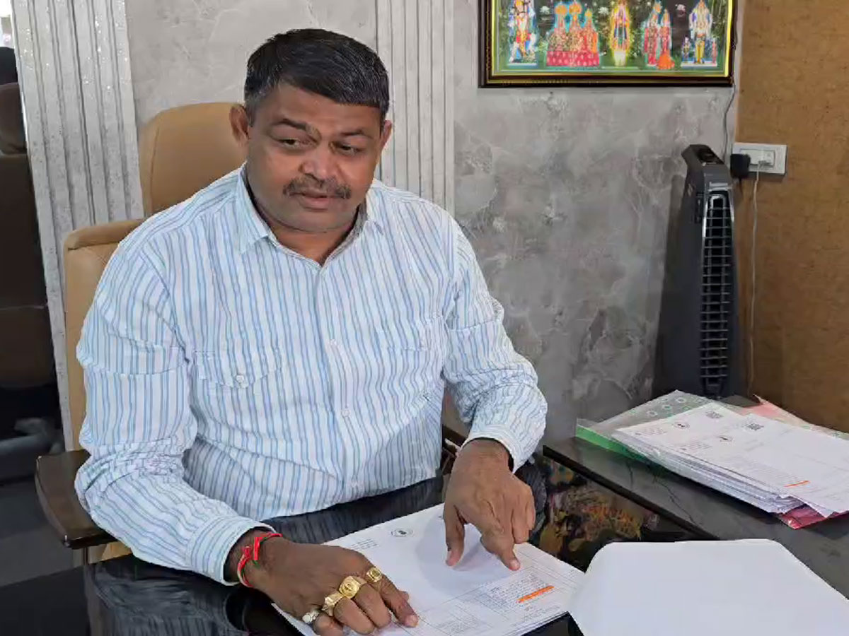 ખેડા ભાજપમાં જૂથવાદ ચરમસીમાએ પહોંચ્યું, કેસરીસિંહ સોલંકીનો પપ્પુ પાઠક પર મોટો આક્ષેપ