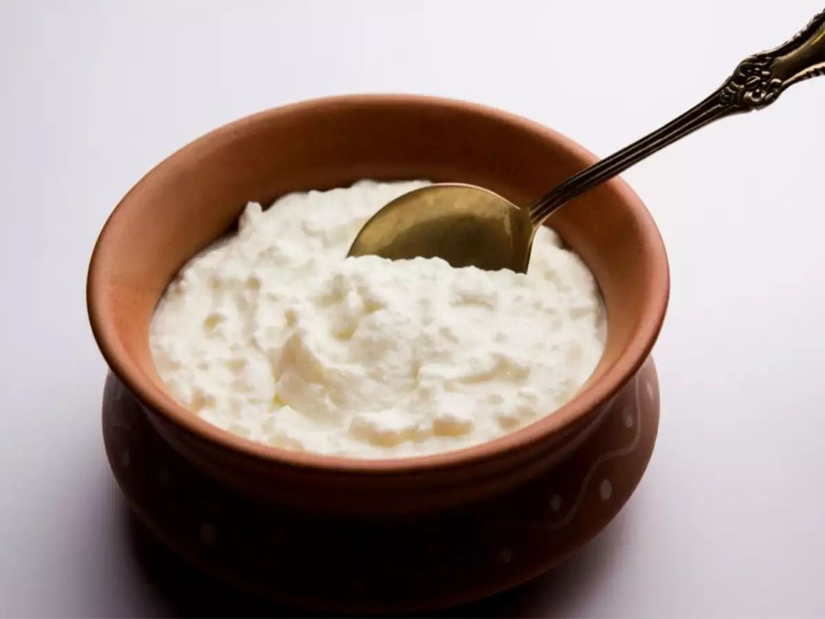 Curd Side Effects: ઉનાળામાં આ સમયે દહીં ખાવું સૌથી ખરાબ, માથાના દુખાવાથી લઈ બ્લોટિંગ સહિતની તકલીફો વધારી દેશે Curd Side Effects: ઉનાળામાં આ સમયે દહીં ખાવું સૌથી ખરાબ, માથાના દુખાવાથી લઈ બ્લોટિંગ સહિતની તકલીફો વધારી દેશે