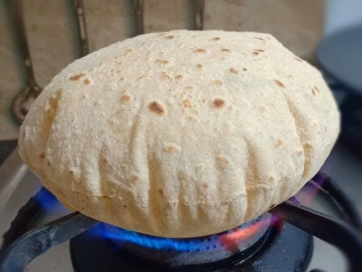 લોટમાં મિક્સ કરો આ બે વસ્તુ, રૂ જેવી મુલાયમ અને ફુગ્ગા જેવી ફુલેલી બનશે રોટલી