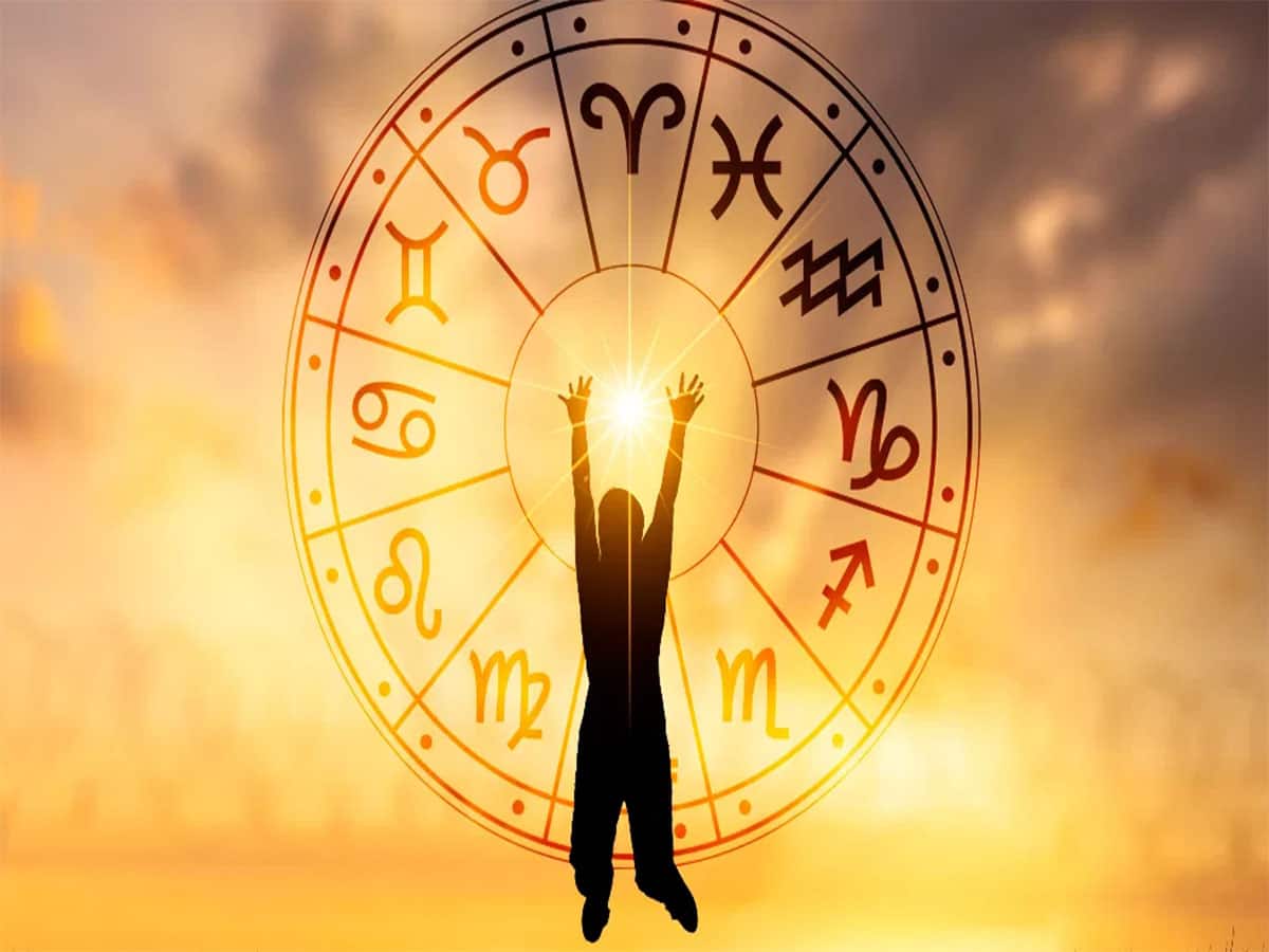 Budhaditya yog 2025: મેષ રાશિમાં સર્જાશે શક્તિશાળી બુધાદિત્ય રાજયોગ, આ રાશિના લોકોની લોટરી લાગી જશે, અઢળક ધન કમાશે