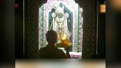 બ્લેકઆઉટ સમયે અંધારામાં કરાઈ ભગવાન દ્વારકાધીશને આરતી, આખા મંદિરમાં અંધારપટ છવાયો હતો