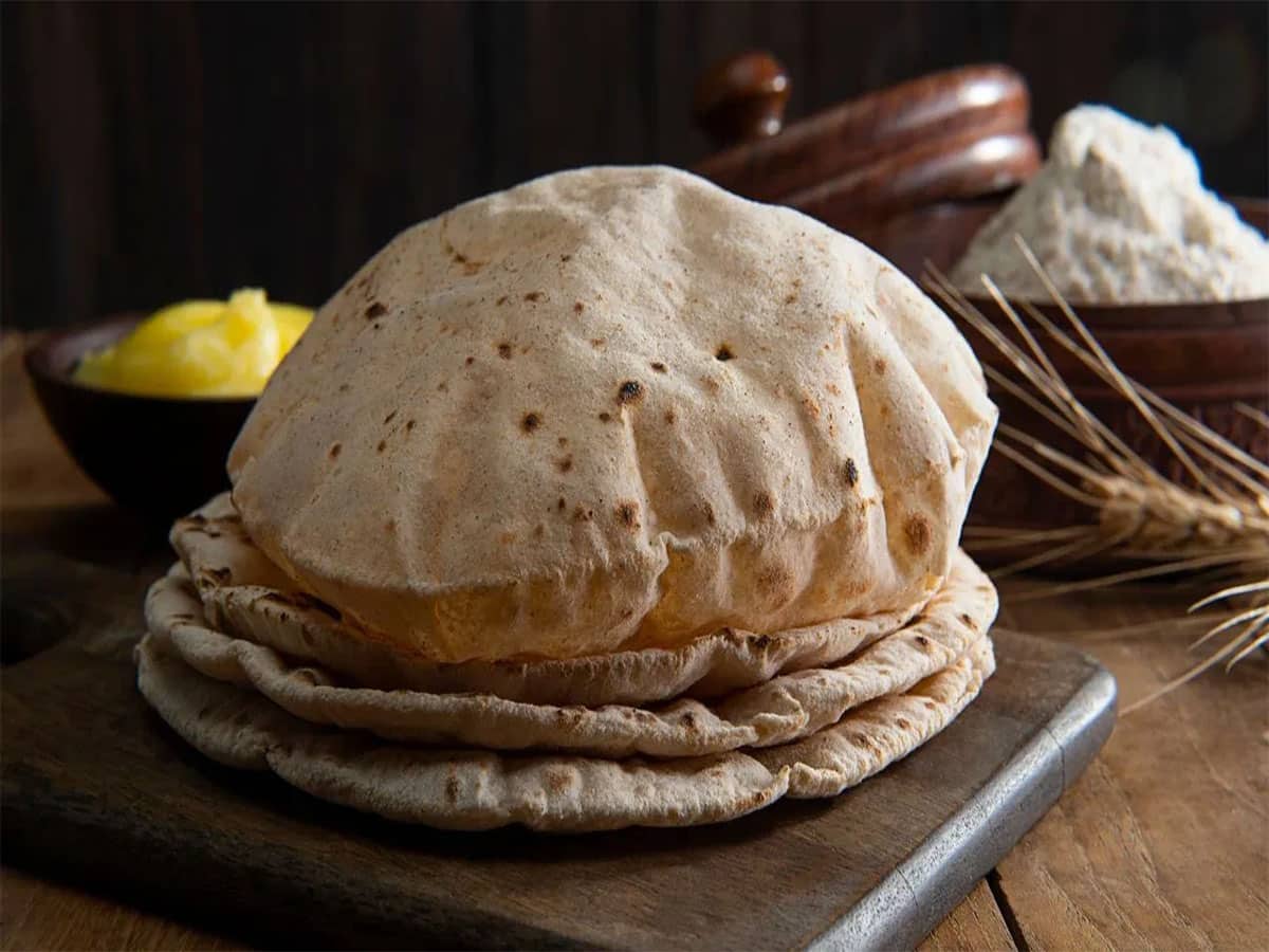 how to make Soft and Fluffy Roti | How to knead dough to make soft roti ...