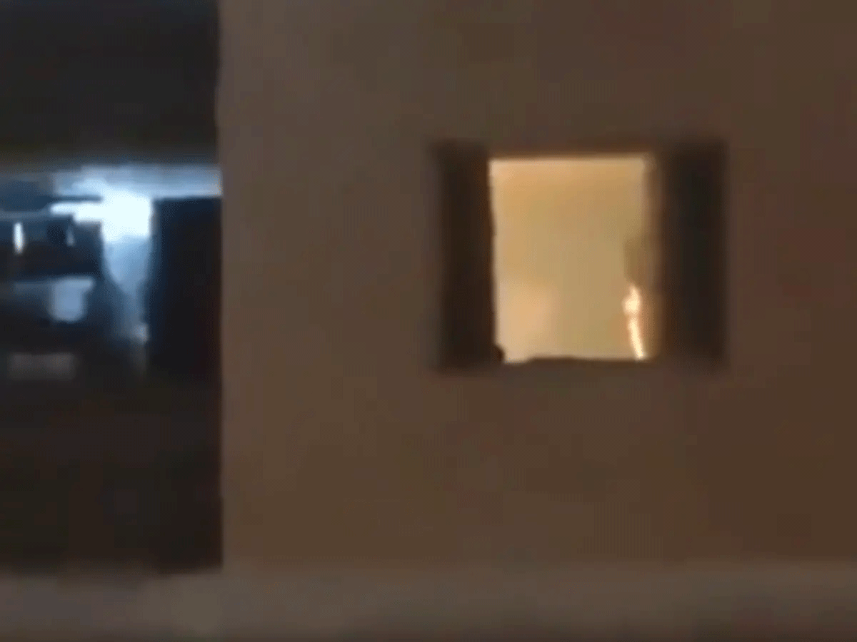 Jaipur Hotel Viral Video: ફાઈવસ્ટાર હોટલમાં અંગત પળો માણી રહેલા કપલનો Video વાયરલ થઈ જતા હડકંપ મચ્યો Jaipur Hotel Viral Video: ફાઈવસ્ટાર હોટલમાં અંગત પળો માણી રહેલા કપલનો Video વાયરલ થઈ જતા હડકંપ મચ્યો