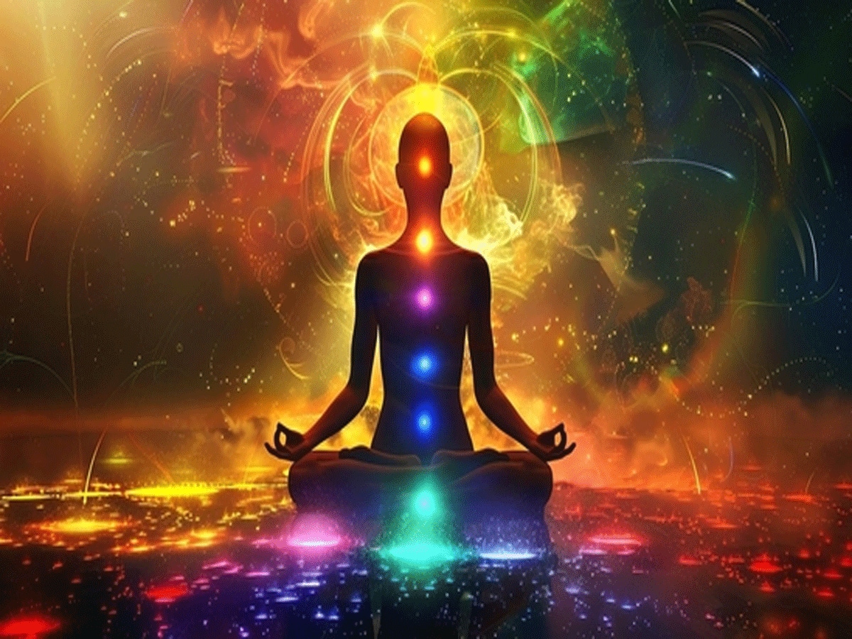International Yoga Day 2025: શરીરના 7 ચક્રોને એક્ટિવેટ કરે છે યોગ, જાણો કોના માટે કયું યોગાસન કરવું જોઈએ
