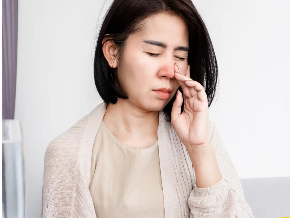 Blocked Nose: બંધ નાકથી પરેશાન છો? ફોલો કરો ડોક્ટરે જણાવેલી આ 5 સરળ ટીપ્સ, 5 મિનિટમાં નાક ખુલી જશે