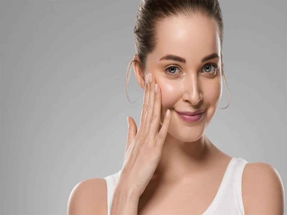 Glowing Skin: રોજ સવારે આ 5 સ્ટેપ ફોલો કરો, ચહેરા પર દેખાશે નેચરલ ગ્લો, પાર્લર જવાની જરૂર નહીં પડે