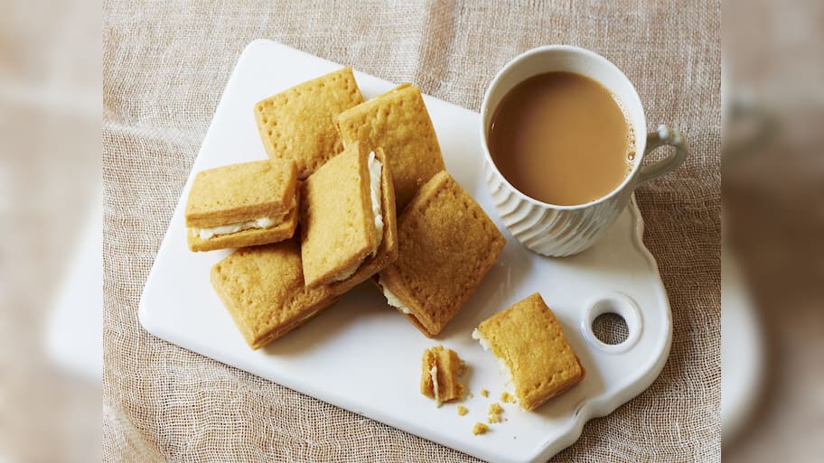 Cream Biscuit: ક્રીમવાળા બિસ્કીટના ક્રીમમાં હોય છે એવી વસ્તુ જે બાળકને કરી શકે છે નુકસાન, ખબર ન હોય તો જાણી લો તુરંત