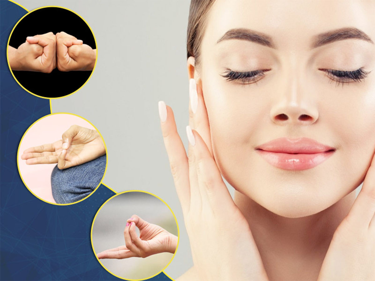 Glowing Skin: આ 3 મુદ્રા રોજ કરવાથી સુંદર દેખાવા લાગશે ચહેરો, મેકઅપ કરવાની પણ જરૂર નહીં પડે Glowing Skin: આ 3 મુદ્રા રોજ કરવાથી સુંદર દેખાવા લાગશે ચહેરો, મેકઅપ કરવાની પણ જરૂર નહીં પડે