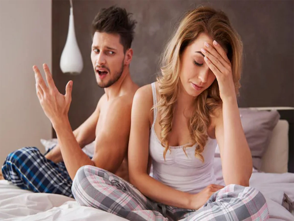 Relationship Tips: જો પાર્ટનર તમારી સાથે કરે આવી હરકત તો તુરંત કરી લેવું Break Up, નહીં તો જીવનભર થશે પસ્તાવો Relationship Tips: જો પાર્ટનર તમારી સાથે કરે આવી હરકત તો તુરંત કરી લેવું Break Up, નહીં તો જીવનભર થશે પસ્તાવો