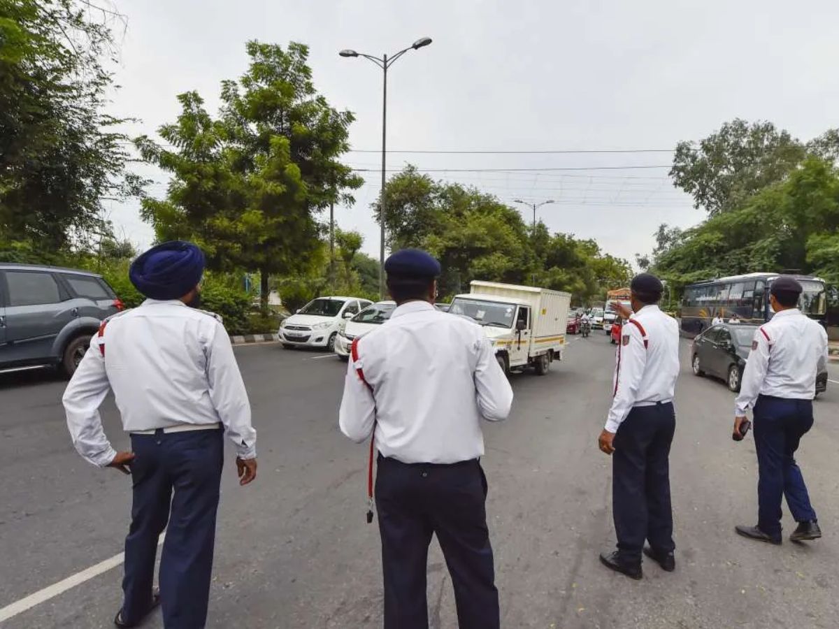 Job Opportunity in Ahmedabad Traffic Brigade Recruitment know how to apply | અમદાવાદમાં નોકરી કરવાની સોનેરી તક ! ધો-9 પાસ માટે ટ્રાફિક બ્રિગેડમાં મોટી ભરતી