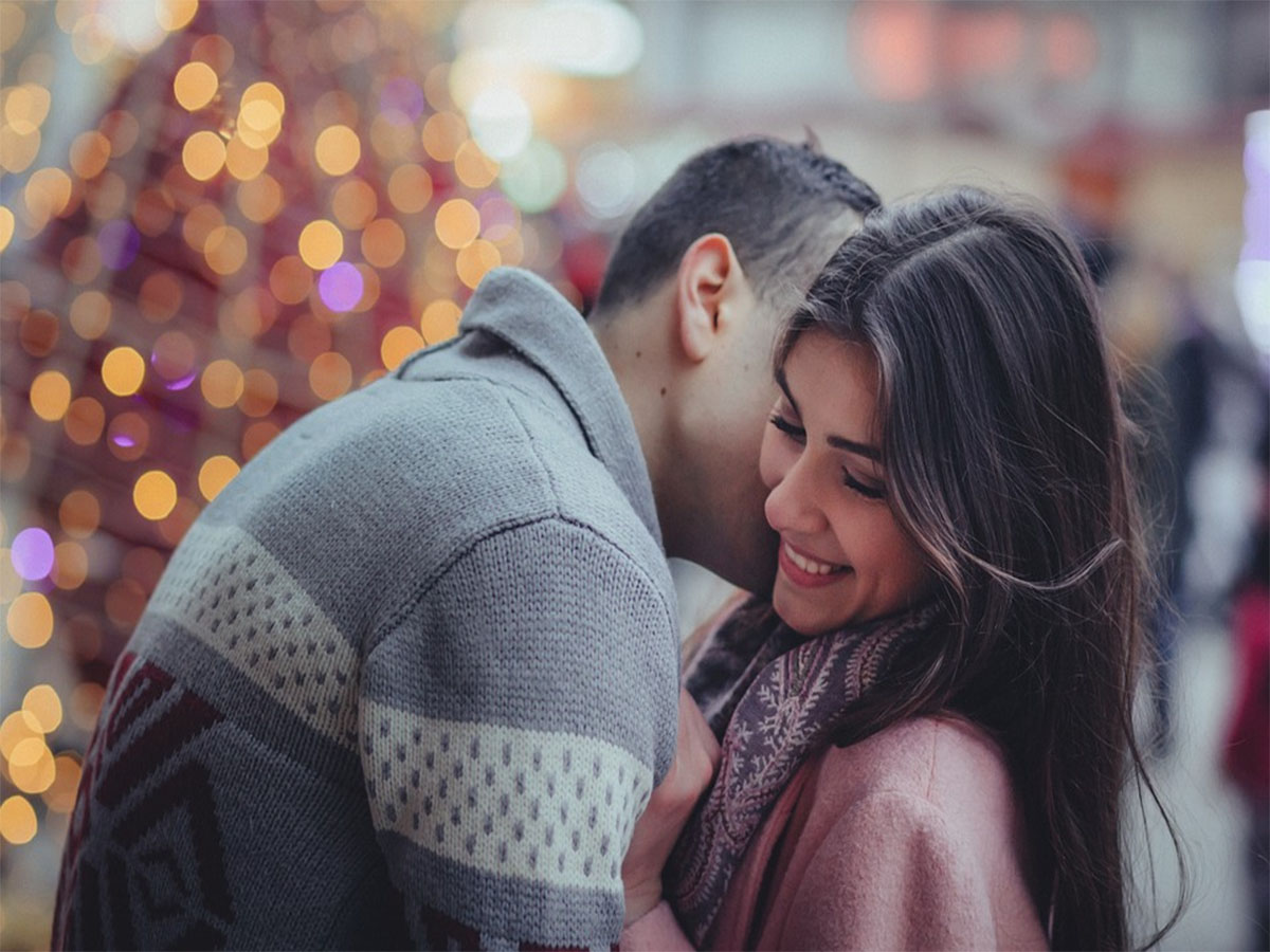 Relationship Tips: પુરુષ પત્નીની વાત ન માને પણ ગર્લફ્રેન્ડને બધી જ વાતમાં તુરંત હા કહે.. જાણો તેના 5 કારણો Relationship Tips: પુરુષ પત્નીની વાત ન માને પણ ગર્લફ્રેન્ડને બધી જ વાતમાં તુરંત હા કહે.. જાણો તેના 5 કારણો