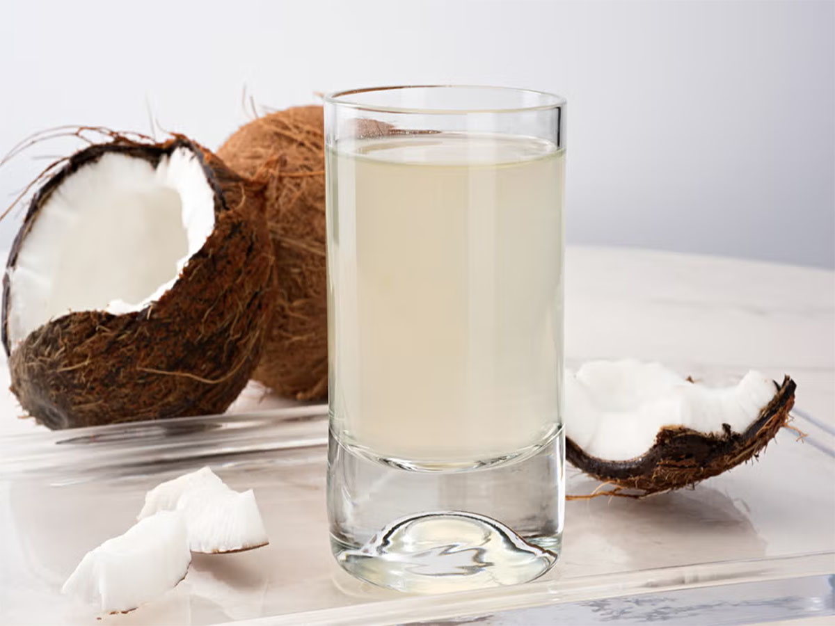 Rice Water vs Coconut Water: ચોખાનું પાણી કે નાળિયેર પાણી ? સ્કિન માટે કયું પાણી વધારે ફાયદાકારક Rice Water vs Coconut Water: ચોખાનું પાણી કે નાળિયેર પાણી ? સ્કિન માટે કયું પાણી વધારે ફાયદાકારક