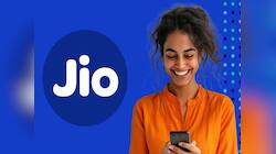 નવા વર્ષે Jioનો પૈસા વસૂલ પ્લાન; એક રિચાર્જમાં Amazon Prime સહિત 12 OTT ફ્રી, સાથે..