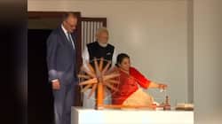 અમદાવાદ : ગાંધી આશ્રમ બાદ પતંગ મહોત્સવમાં પહોંચ્યા પીએમ મોદી અને જર્મન ચાન્સેલર