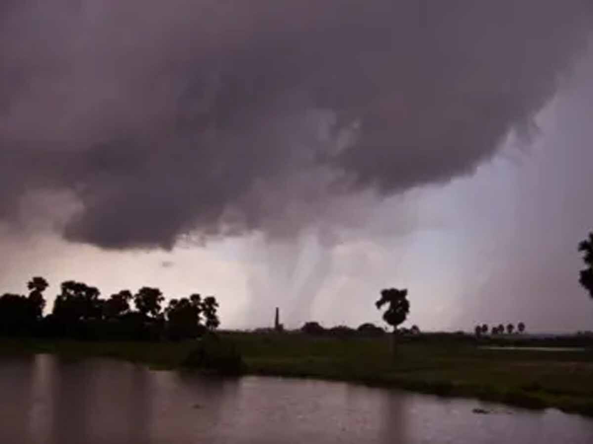 Monsoon Shadow Gujarat Monsoon's early shadow, How above normal May rain is set to ...