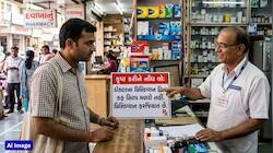 હવે દવાની દુકાનેથી મનફાવે તેમ કફ સિરપ નહીં લઈ શકો, સિરપ માટે ડોક્ટરની ચીઠ્ઠી જરૂરી