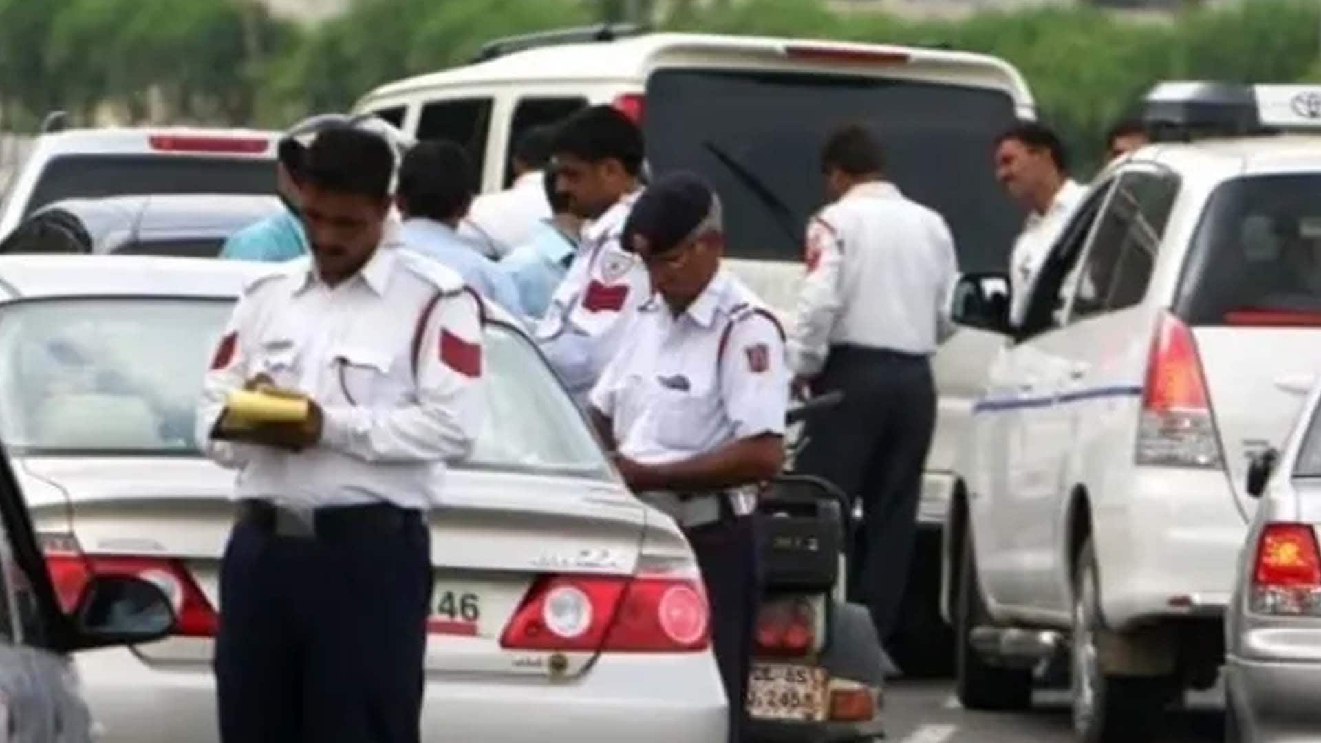 ओवरस्पीडिंग के परिणामस्वरूप जुर्माना दोबारा काटा जा सकता है।