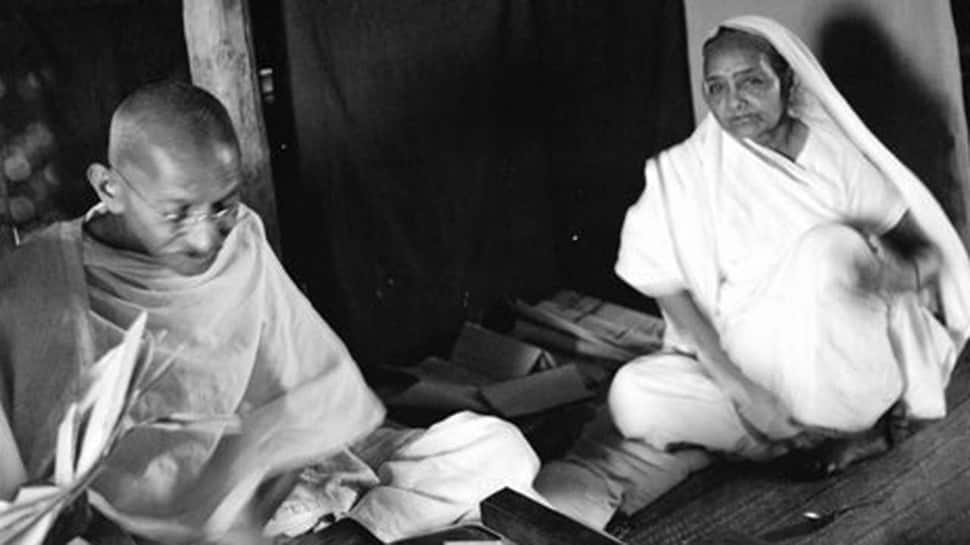 738222-mahatma-gandhi-and-k.jpg