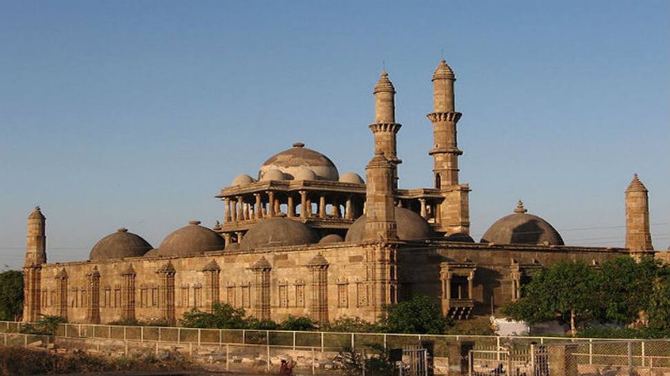 Jama-Masjid-Champaner.jpg