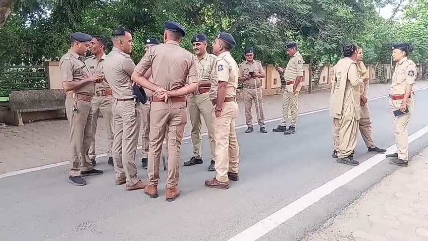 બનાસ ડેરી પર શંકર ચૌધરીનો દબદબો : 15 બેઠકો બિનહરીફ, દાંતા બેઠક પર પણ ભવ્ય વિજય Banas Dairy Election