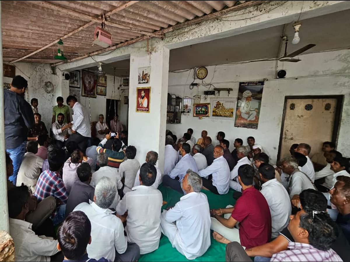 jawahar chavda in aap gujarat meeting 