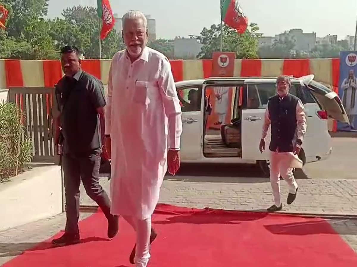parsottam rupala at rajkot kamalam office 
