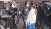 જિનપિંગની પોલીસ સામે બિન્દાસ ઉભેલી છોકરી દુનિયાભરમાં વાયરલ, લોકોએ કહ્યું- ટેંક લેડી