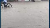 VIDEO: અમદાવાદમાં અવિરત વરસાદથી જશોદાનગર જળમગ્ન, પુનિત ક્રોસિંગ પાસે ઘૂંટણસમા પાણીથી સ્થાનિકોને મુશ્કેલી