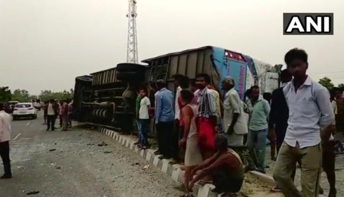 UP:ડ્રાઈવરની ઝડપની મજાનો ભોગ નિર્દોષ લોકો બન્યાં, ગમખ્વાર અકસ્માતમાં 17ના મોત, 35થી વધુ ઘાયલ