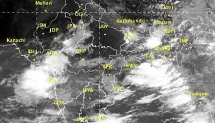 ગુજરાત: આગામી 48 કલાકમાં ભારે વરસાદની આગાહી પગલે સમગ્ર વહીવટી તંત્ર ખડેપગે