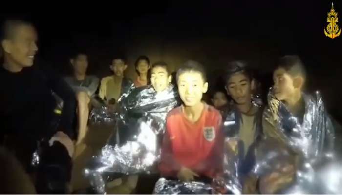 થાઈલેન્ડ: 18 દેવદૂતોએ મોતની ગુફામાંથી 4 બાળકોને કેવી રીતે બચાવ્યા? ખાસ જાણ
