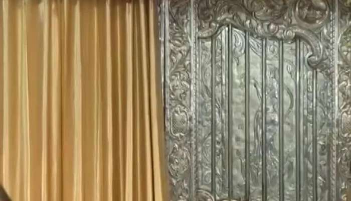 કપાટ ખુલતા ભક્તોએ કર્યો જયઘોષ