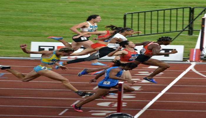 એશિયાડઃ દુતીએ 100 મીટર રેસમાં જીત્યો સિલ્વર મેડલ, 0.2 સેકન્ડથી ગોલ્ડ ચુકી