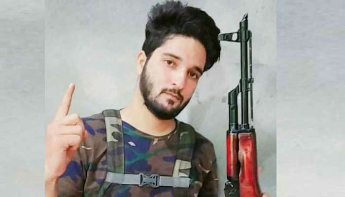 J&K: પુત્રને આતંકી સંગઠનમાં જોડાયેલો જાણી માતાનો હૈયાફાટ વલોપાત, કહ્યું-' 5 દિવસમાં...'