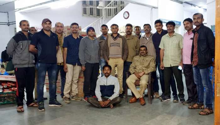 વેરાવળ બંદરમાંથી ઝડપાઇ દારૂનો જથ્થો ભરેલી ફિશિંગ બોટ, એકની ધરપકડ