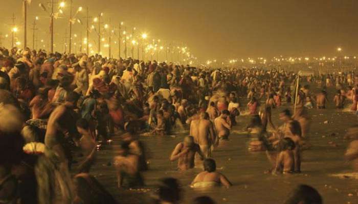 કુંભઃ 'પોષ પૂર્ણિમા'ના પાવન પ્રસંગે 1 કરોડથી વધુ લગાવી શ્રદ્ધાની ડૂબકી 