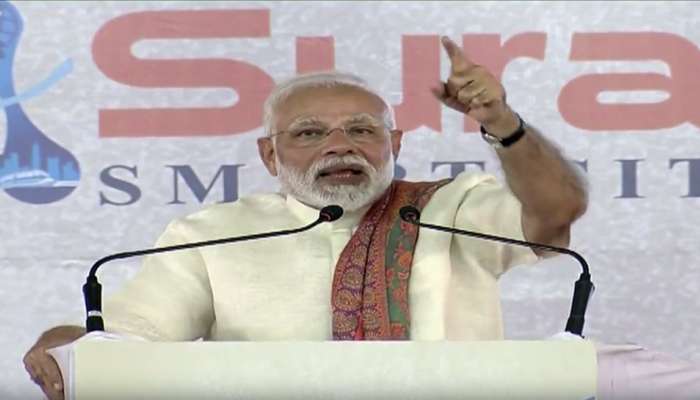 PM મોદીનું મિશન@દક્ષિણ ગુજરાત, સુરત એરપોર્ટ પહોંચ્યા, કરોડોના કામોનું કરશે લોકાર્પણ