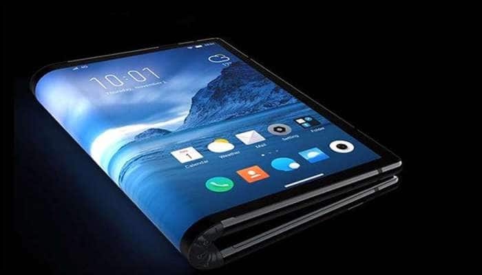 SAMSUNG નો ફોલ્ડેબલ સ્માર્ટફોન આ તારીખે થશે લોન્ચ, ફોનમાં હોઇ શકે છે 5G એન્ટીના SAMSUNG નો ફોલ્ડેબલ સ્માર્ટફોન આ તારીખે થશે લોન્ચ, ફોનમાં હોઇ શકે છે 5G એન્ટીના