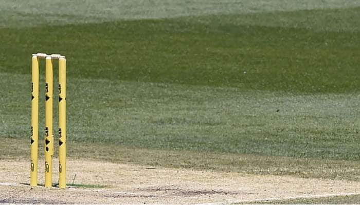 ક્રિકેટ મેદાન પર થઈ મોટી દુર્ઘટના, બેટિંગ કરતા સમયે ક્રિકેટરનું મોત 
