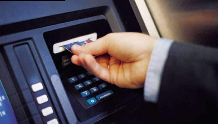 TIPS: અપનાવો આ 7 સરળ રીત, ATM ટ્રાંજેક્શન પર નહી લાગે કોઇ ચાર્જ